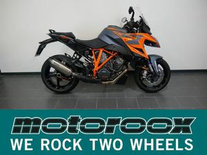 KTM 1290 SUPER DUKE GT MODELL 2023 /