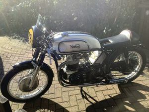 NORTON DOMINATOR 99 600 CC CLASSIC MOTORCYCLE - BEAUTIFULLY REBUILT