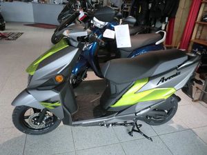 SUZUKI AVENIS 125