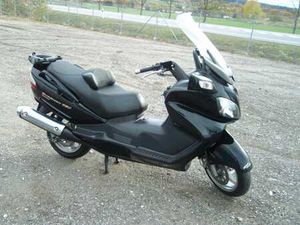 SUZUKI BURGMAN 650 EXECUTIVE , PO 2.MAJITELI PĚKNÝ