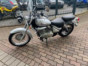 SCHÖNE GEPFLEGTE SUZUKI VL 125 INTRUDER NUR 8014 KM TÜV 10.2025