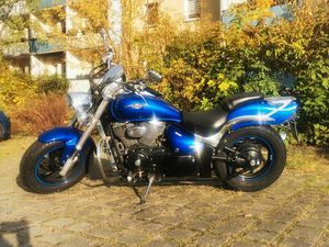 SUZUKI INTRUDER M800