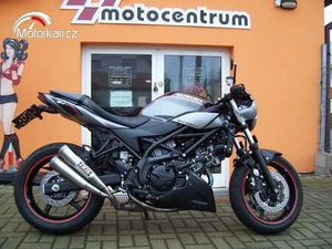 SUZUKI SV 650 X ABS KRÁSNÝ STROJ SUPER SVEZENÍ