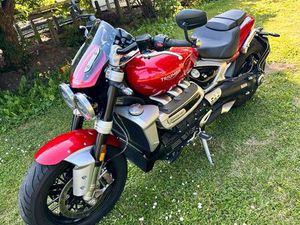 MOTORRAD TRIUMPH ROCKET 3R