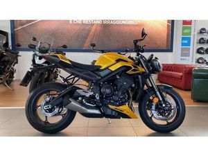 VENDO TRIUMPH STREET TRIPLE RS (2020 - 22) NUOVA A BONATE SOPRA (CODICE 9054901) - MOTO.IT