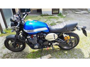 VENDO YAMAHA XJR 1300 RACER (2015 - 17) USATA A CANONICA D'ADDA (CODICE 9306212) - MOTO.IT
