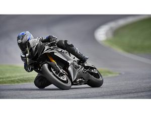 YAMAHA R6 RACE