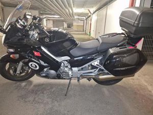 YAMAHA FJR 1300 MOTORRAD TOPKASE UND SEITENKOFFER