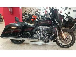 VENDO HARLEY-DAVIDSON 1800 STREET GLIDE (2010 - 11) - FLHXSE USATA A SEREGNO (CODICE 9461135) - MOTO.IT