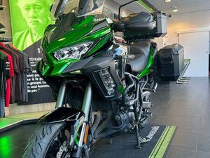 VERSYS 1000 SE - FULL OPTIONS - ECHAPPEMENT AKRAPOVIC - 2023 - 10 990 EUROS