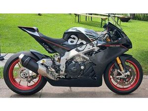 APRILIA RSV4 RF SUPERPOLE RACING UMBAU