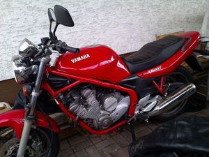 XJ600N