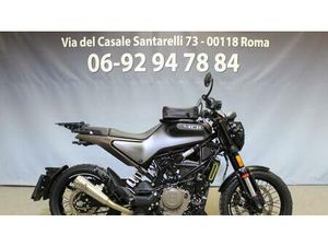 VENDO HUSQVARNA SVARTPILEN 401 (2021 - 23) USATA A ROMA (CODICE 9468868) - MOTO.IT