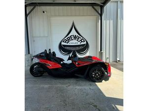 2024 POLARIS SLINGSHOT® SLINGSHOT® SLR AUTODRIVE SLINGSHOT RED PEARL