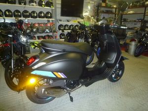 VESPA 125 PRIMAVERA SPORT