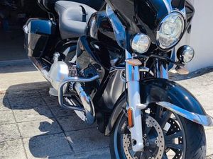 BMW R 18 TRANSCONTINENTAL.