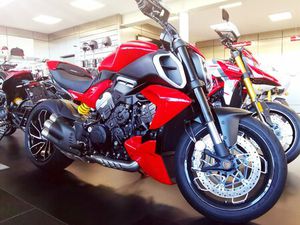 OCCASION DUCATI DIAVEL V4