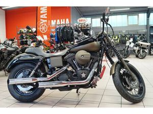 HARLEY-DAVIDSON DYNA BLACKLINE