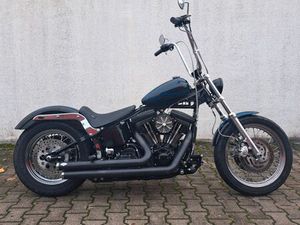 HARLEY-DAVIDSON SOFTAIL CUSTOM
