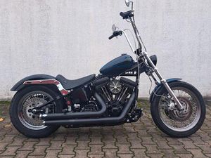 HARLEY-DAVIDSON SOFTAIL CUSTOM