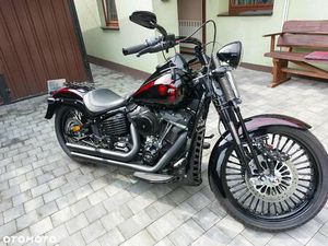 HARLEY-DAVIDSON SOFTAIL LOW RIDER