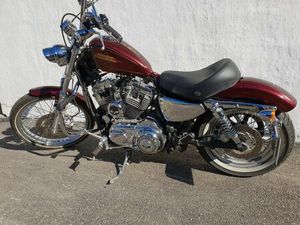 HARLEY-DAVIDSON SPORTSTER XL 1200 V SEVENTY-TWO