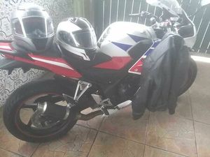 HONDA CBR 300 R SANTA MARIA DA FEIRA