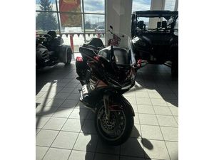 2018 HONDA® GOLD WING TOUR AUTOMATIC DCT CANDY ARDENT RED