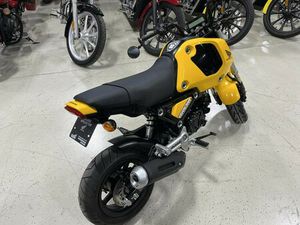 2022 HONDA® GROM