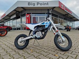 HUSQVARNA E-MINI EE5 MOTOCROSS INKL LADEGERÄT UND AKKU
