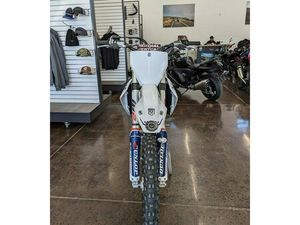 2021 HUSQVARNA® FC 450