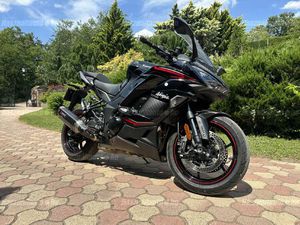 NINJA Z1000SX/AKRAPOVIC