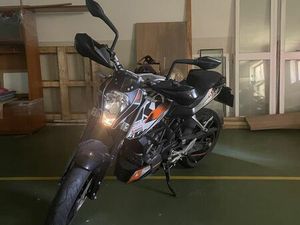 KTM DUKE 125 DE 2015 CIDADE DA MAIA