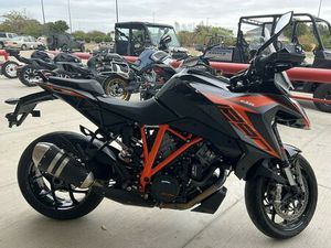 2020 KTM SUPER DUKE 1290 GT