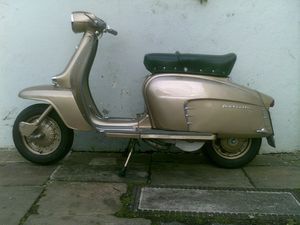 1965 LAMBRETTA LI150 GOLDEN SPECIAL A VENDRE