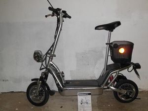 ELEKTRO-ROLLER,MOTORROLLER,TANTE PAULA-FERDINAND 2