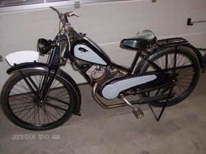 OLDTIMER - 2 X LEICHTMOTORRAD - NSU QICK ( DAMEN + HERREN )