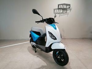 MOTO NEUVE: PIAGGIO 1 +