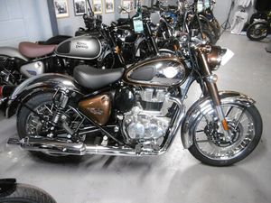 2023 ROYAL ENFIELD CLASSIC 350 - SAVE £600 THIS IS NOT PRE REG A VENDRE