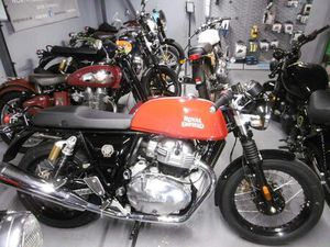 2023 CONTINENTAL GT650 TWIN 650 ABS. FREE THUNDER PACK £1050 !! A VENDRE