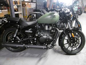 2023 ROYAL ENFIELD METEOR 350 FIREBALL. BIG SAVING £450 NOT PRE. A VENDRE