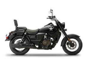 UM MOTORCYCLES RENEGADE COMMANDO 125 - SLEVA