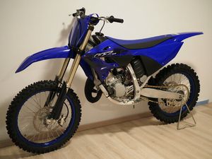YAMAHA YZ 125 2023 NEU!