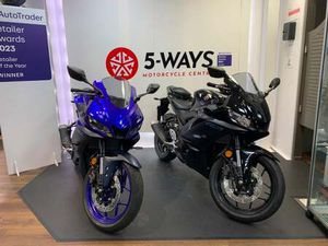 NEW YAMAHA YZF-R3 FOR SALE IN HULL