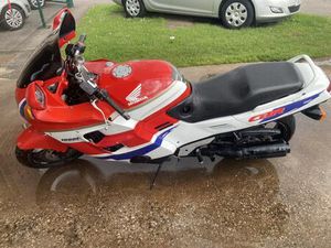 HONDA CBR 1000F SUPER SPORT