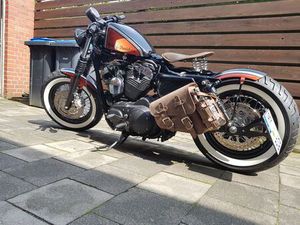 HARLEY-DAVIDSON SPORTSTER CUSTOM BOBBER XL1200C