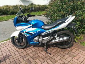 SUZUKI INAZUMA GW250