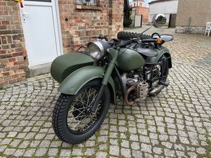 URAL DNEPR K 750 GESPANN OLDTIMER DEUTSCHE PAPIERE