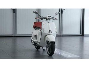 VENDO VESPA VESPA 946 ABS (2013 - 15) USATA A VERGIATE (CODICE 9488047) - MOTO.IT