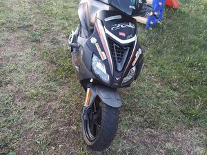 APRILIA SR 50 ВОДНО ОХЛАЖДАНЕ ГР. ПОМОРИЕ